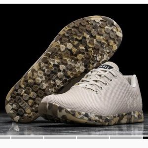 NOBULL WILD SAND TRAINER SIZE 8.5 MENS